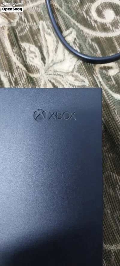 جهاز ألعاب Microقابل لىتفاوضsoft Xbox Xbox One x بسعة 500 جيجابايت. 2