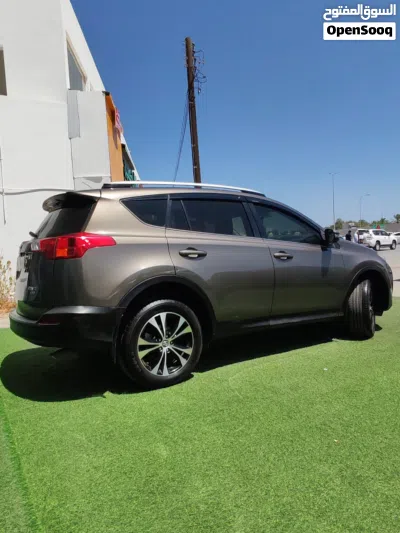 Toyota RAV 4 XLE 4