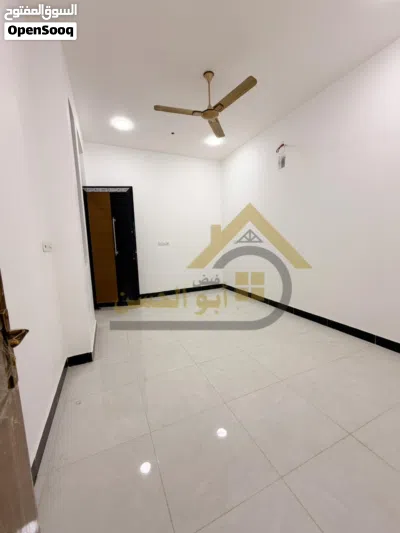 مشتمل حديث للايجار قرب المدينة الرياضية ، المساحة 100 2