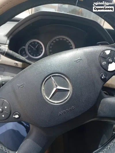 مرسيدس بنز الفئة-E E 300 2