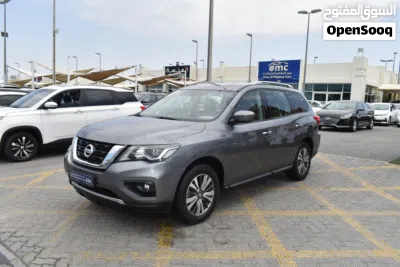 Nissan Pathfinder SL 2
