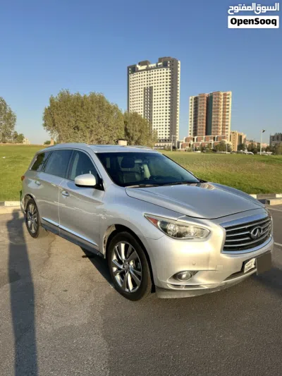 Infiniti Q60 Luxe 2