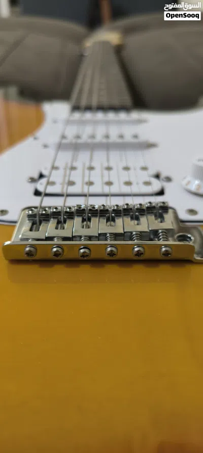 electric guitar (ingood condition) 2