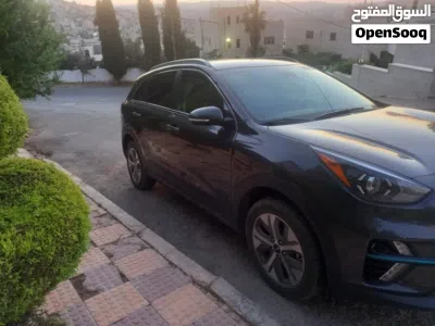 Kia Niro EX 3