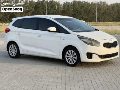 كيا كارينز Premium 3