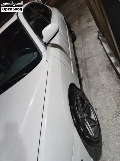 Hyundai Avante Limited 4