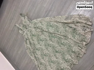 السلام عليكم فستان كبير الرقم(46) استعمال بسيط 4