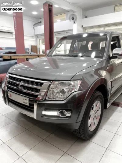 Mitsubishi Pajero GLS 2