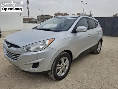 Hyundai Tucson GL 3