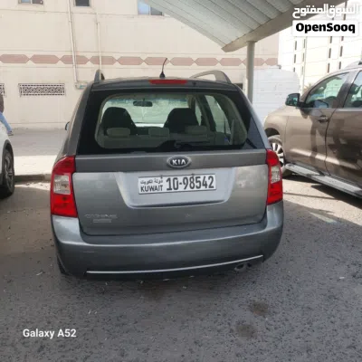 Kia Carens Luxury 2