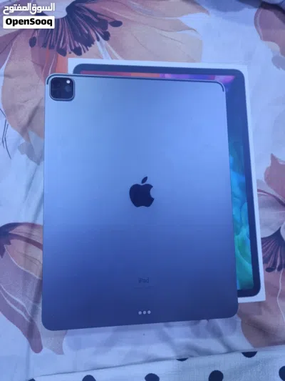 iPad Pro 12.9 (الجيل الرابع 2020) ذاكرة 256GB - نظافة ممتازة جداً 3