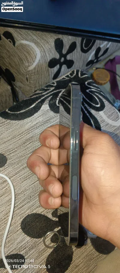 ايفون 13 برو بي حاله ممتازه128جيجا بي ادن الله نضفه توب 4