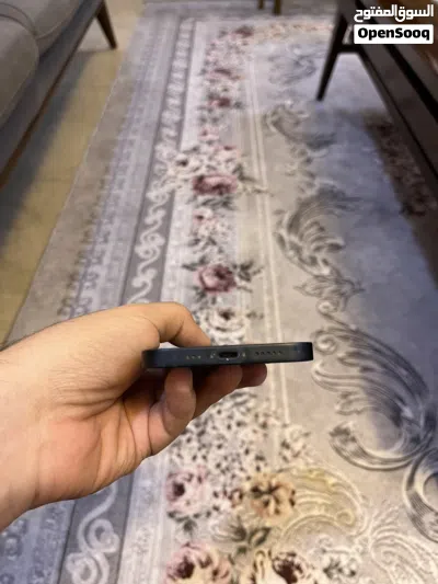 جهاز ايفون 13 4