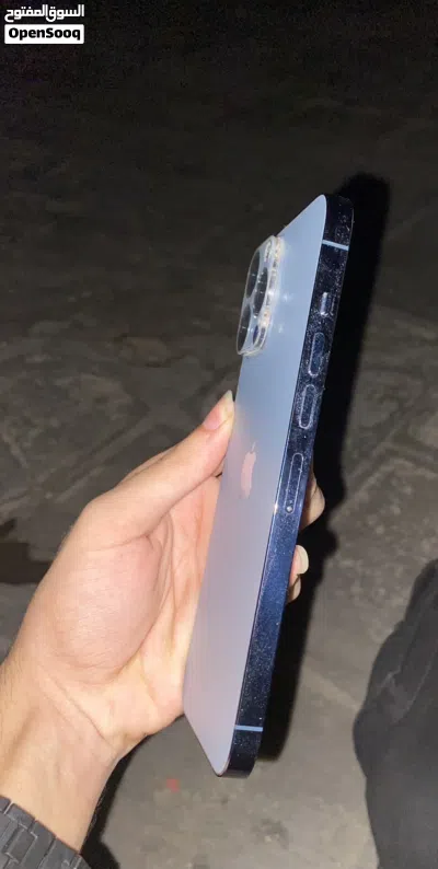 ايفون 13 برو ماكس ذاكره 1تيرا جديد ولا مغير قطعه بطاريه 94 وكاله ب سعر 2500 ريال سعودي .!." 3