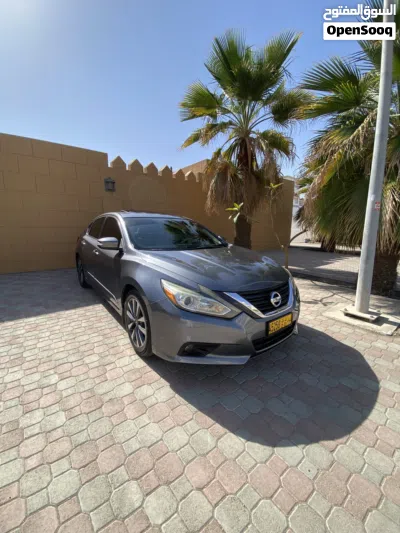 نيسان التيما SV 4