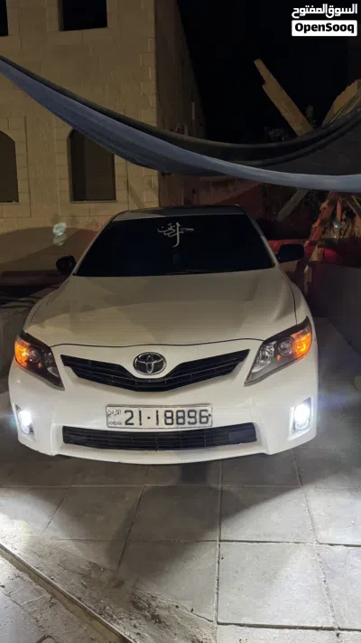 Toyota Camry XLE 2