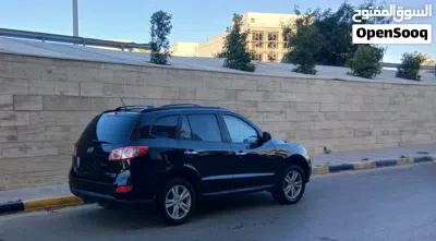Hyundai Santa Fe Limited 2