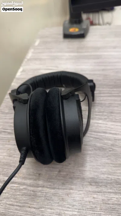 للبيع سماعة dt 990 pro 250 ohm 2