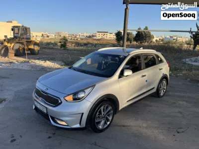 كيا نيرو EX Touring 2