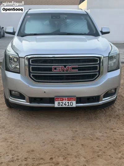 GMC Yukon Standard 2