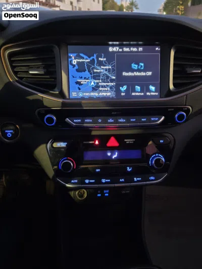 هيونداي ايونيك Standard 4