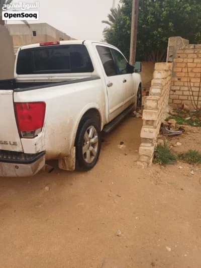 Nissan Titan Platinum Reserve 4