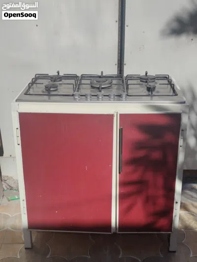 طباخ مع كاونتر ب سعر 250 و بي مجال 2