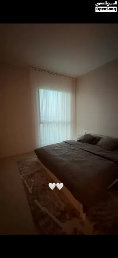 للإيجار شقه في مراسي غرفه وصاله 4