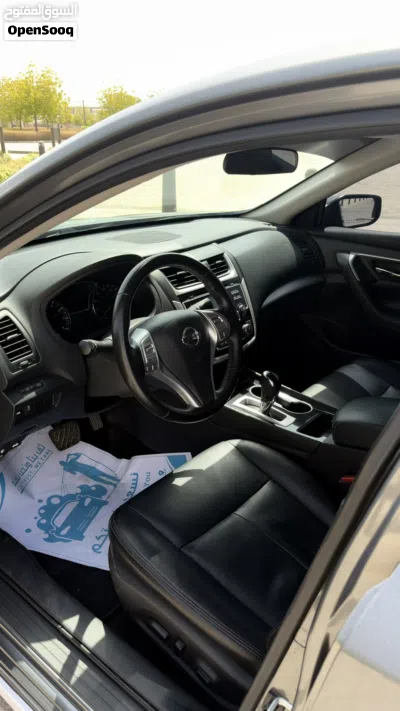 Nissan Altima SV 4
