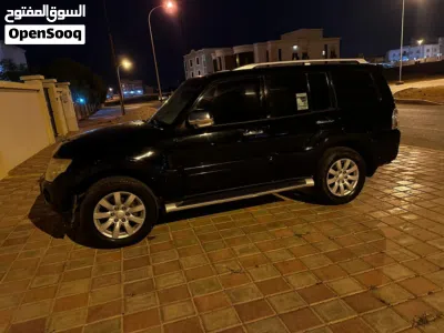 Mitsubishi Pajero Sport Standard 4