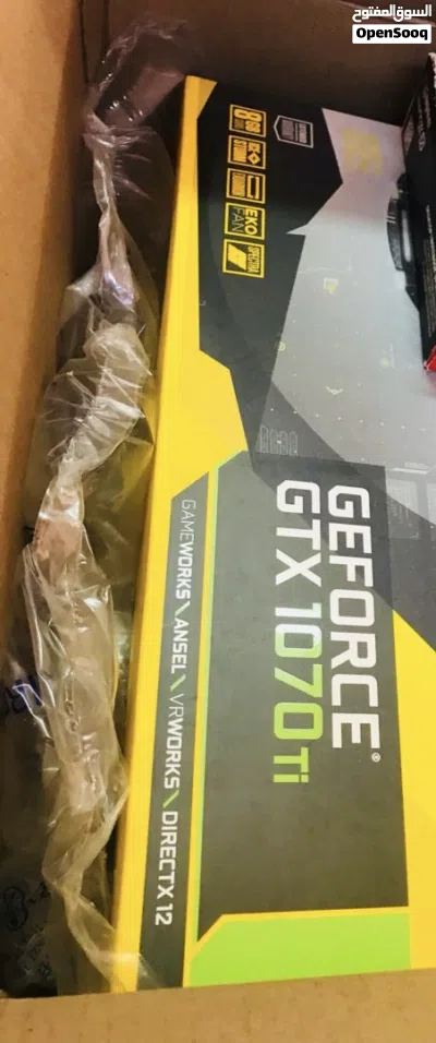 للبيع كرت شاشة GTX 1070 Ti AMP من شركة ZOTAC + رامات جيمنج من شركة كورسير DD3 3