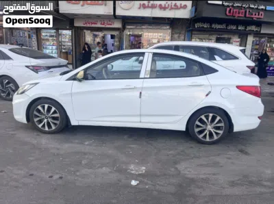 Hyundai Accent Limited 4