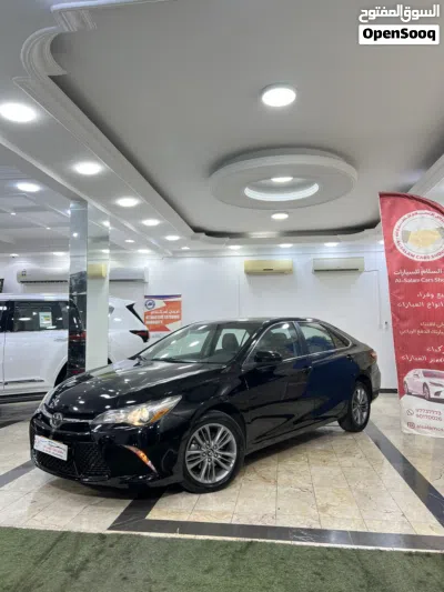 Toyota Camry SE 2