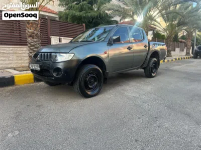 Mitsubishi L200 Double Cab GLX 4