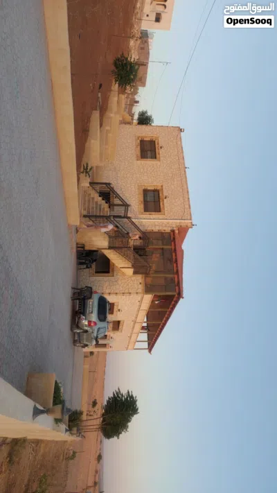 مزرعة وبيت مستقل طابقين 4