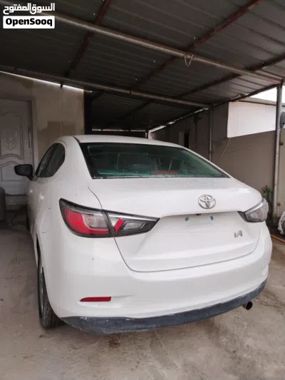 Toyota Yaris IA 3