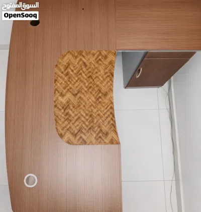 L-shaped office desk 3
