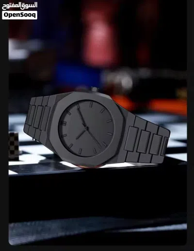 هذه الساعة هي ساعة D1 Milano Polycarbon "Shadow" (رقم الموديل: PCBJ10). Ethos Watches تتميز السا 2