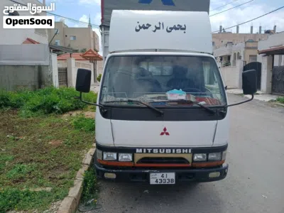 ميتسوبيشي كانتر 4