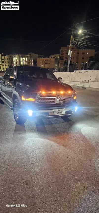 Dodge Ram Laramie 2