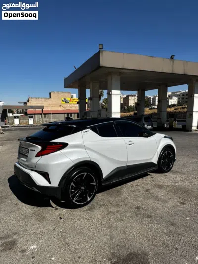 Toyota C-HR GX 4