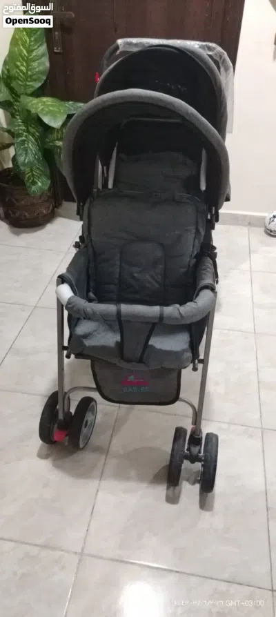 عربة أطفال مزدوجة (لتوأم) ماركة Good Babies بحالة ممتازة للبيع 3
