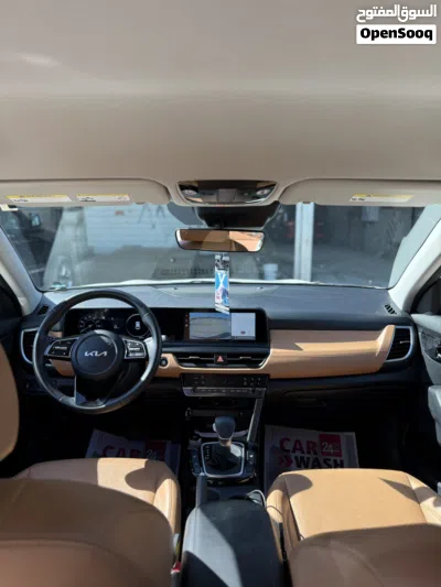 Kia Seltos EX 3