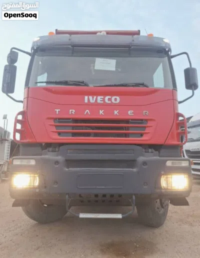 IVECO TRAKKER قلاب 2