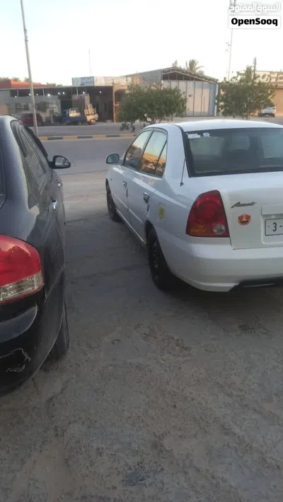 Hyundai Accent GLS 4