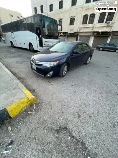 تويوتا كامري XLE 2