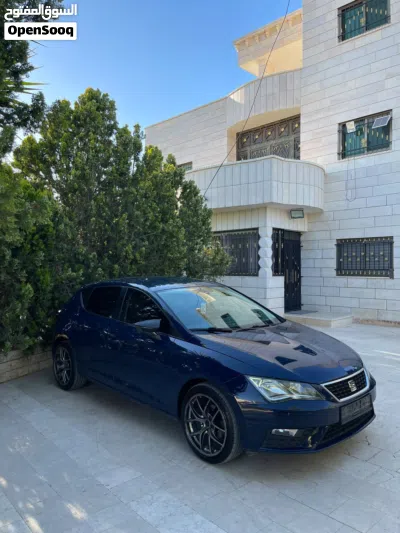 سيات ليون Standard 4