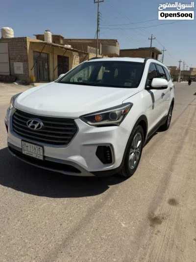 Hyundai Grand Santa Fe 2