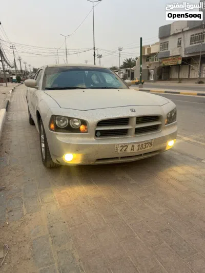 Dodge Charger SXT 4