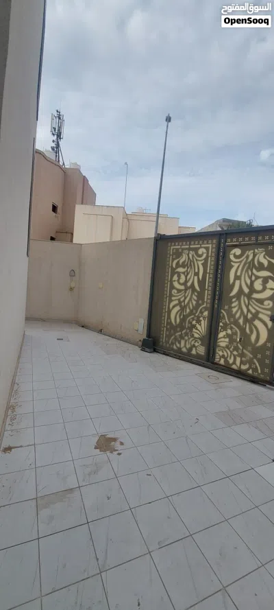 شقه دور اول مستقله 3